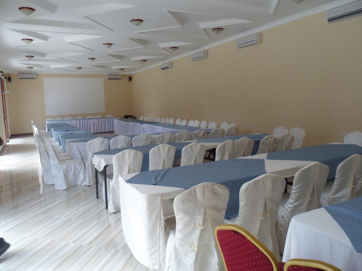 Amaan Ocean Hotel Kihinani Bububu Exterior photo