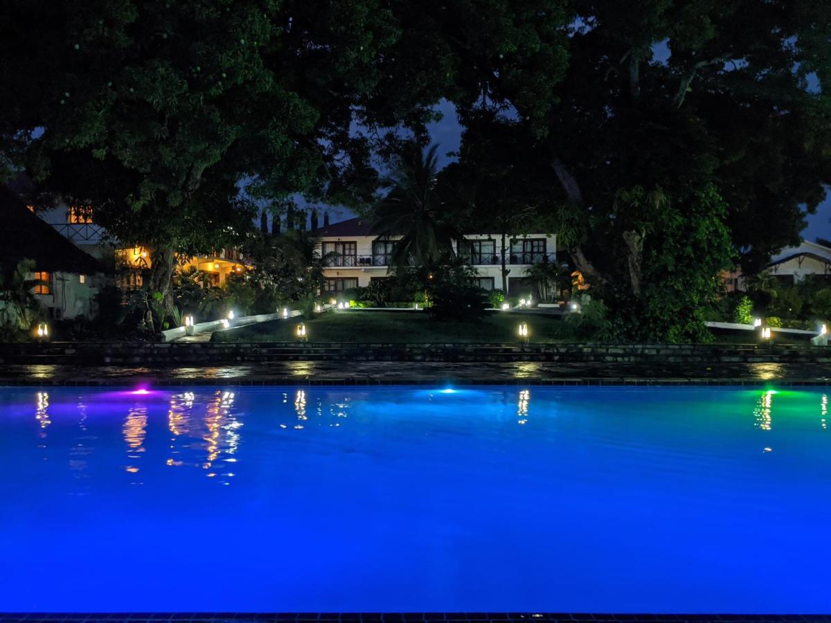 Amaan Ocean Hotel Kihinani Bububu Exterior photo